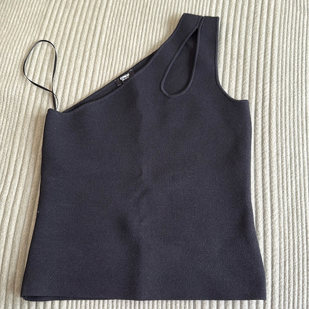 Express body contour one shoulder top